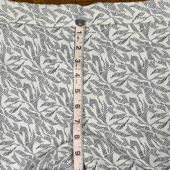 Jules & Leopold Black and White Leaf Print Pull On Ankle Trousers S - Picture 9 of 11